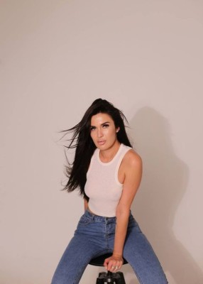 Проститутка Мартини